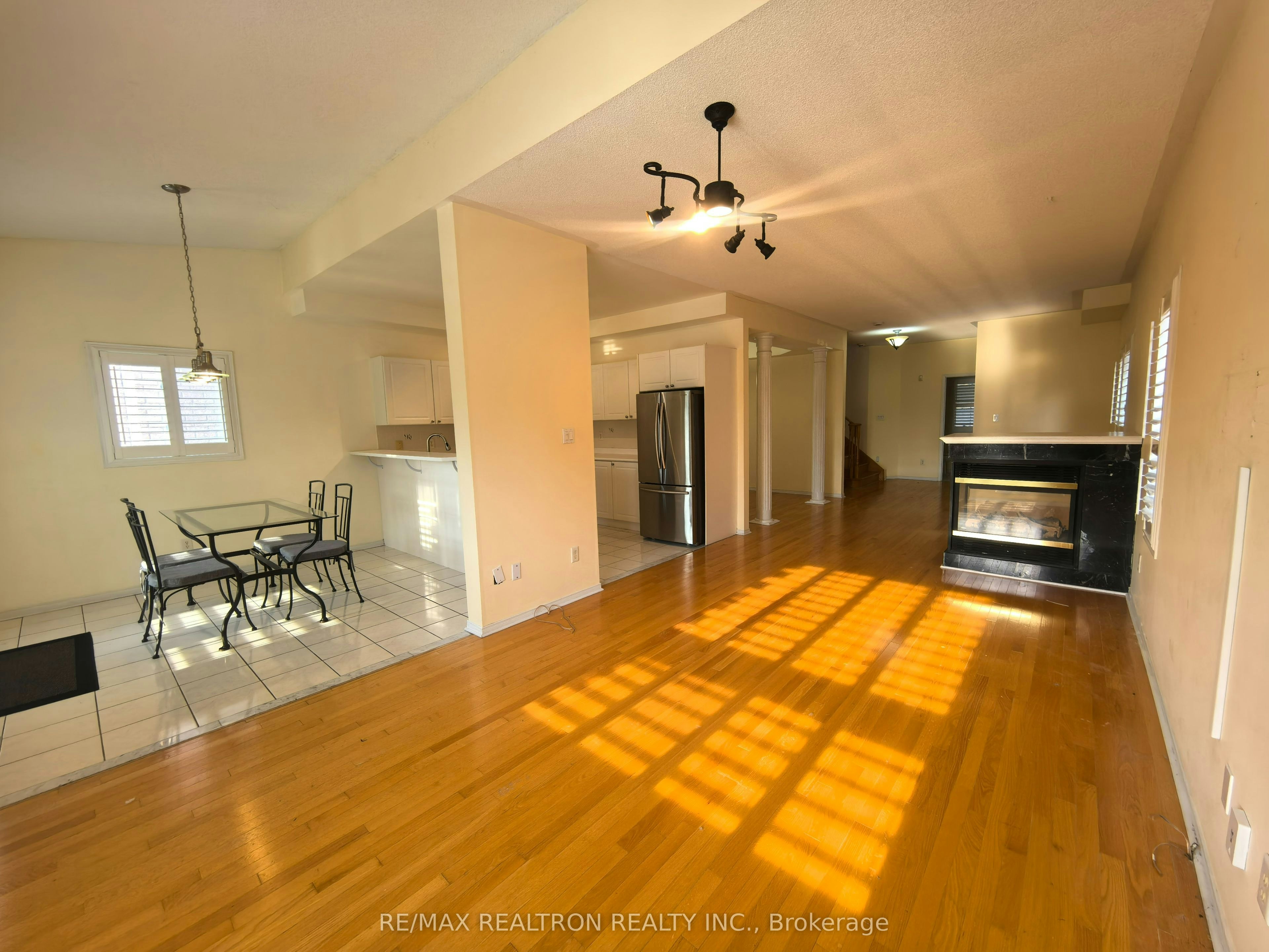 Main & 2nd Floor-18 Nantucket Drive, Richmond Hill, ON, L4E 3V1 - 12