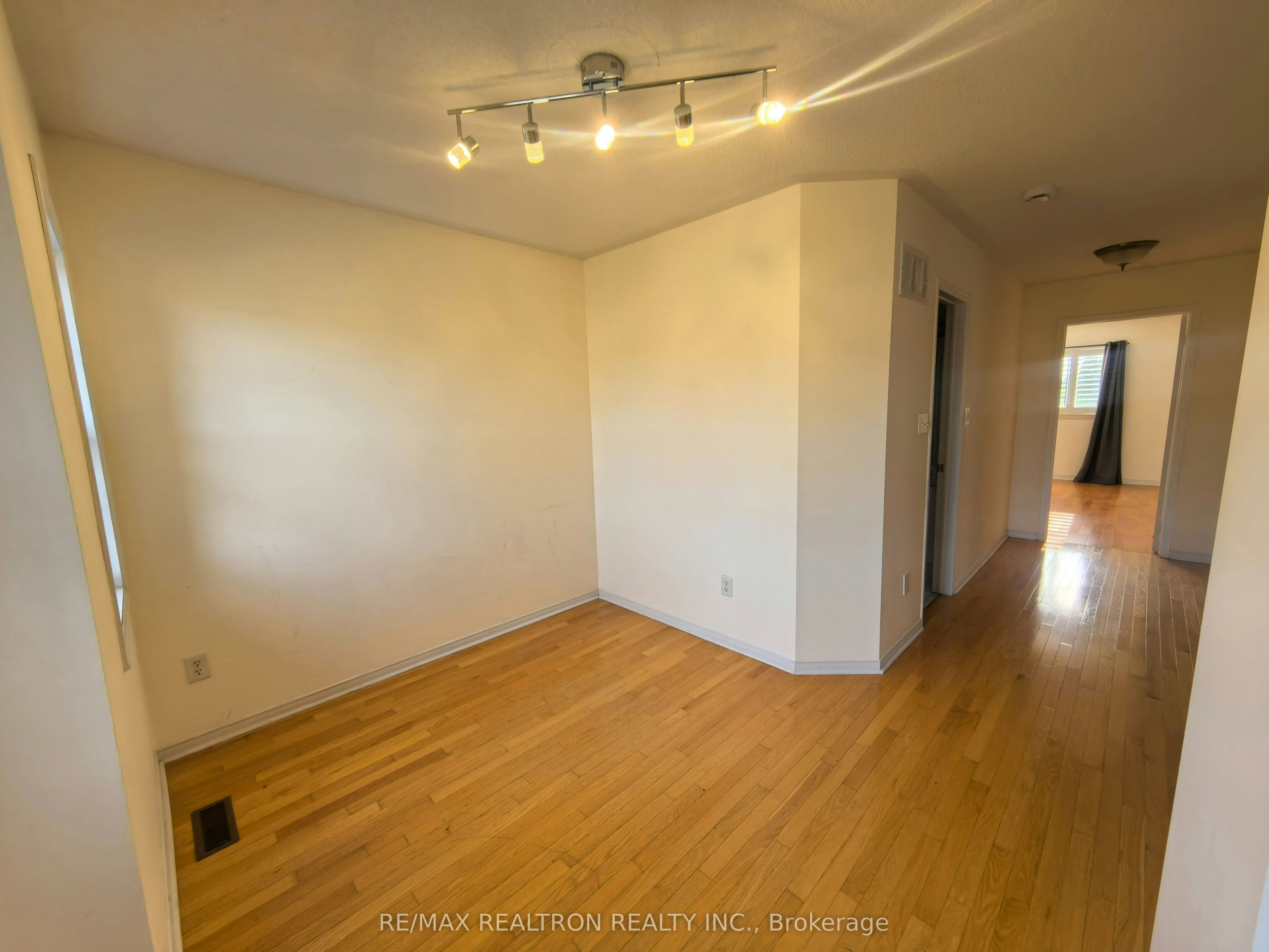 Main & 2nd Floor-18 Nantucket Drive, Richmond Hill, ON, L4E 3V1 - 20
