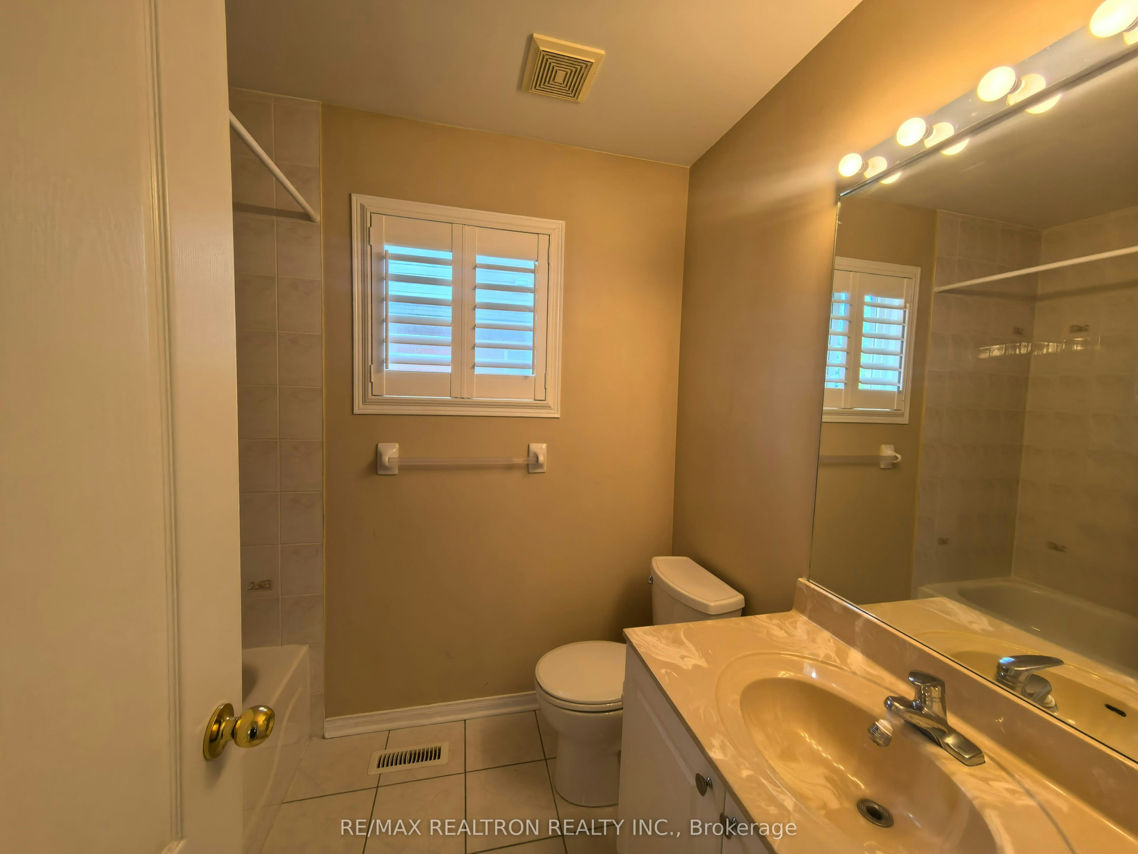 Main & 2nd Floor-18 Nantucket Drive, Richmond Hill, ON, L4E 3V1 - 29