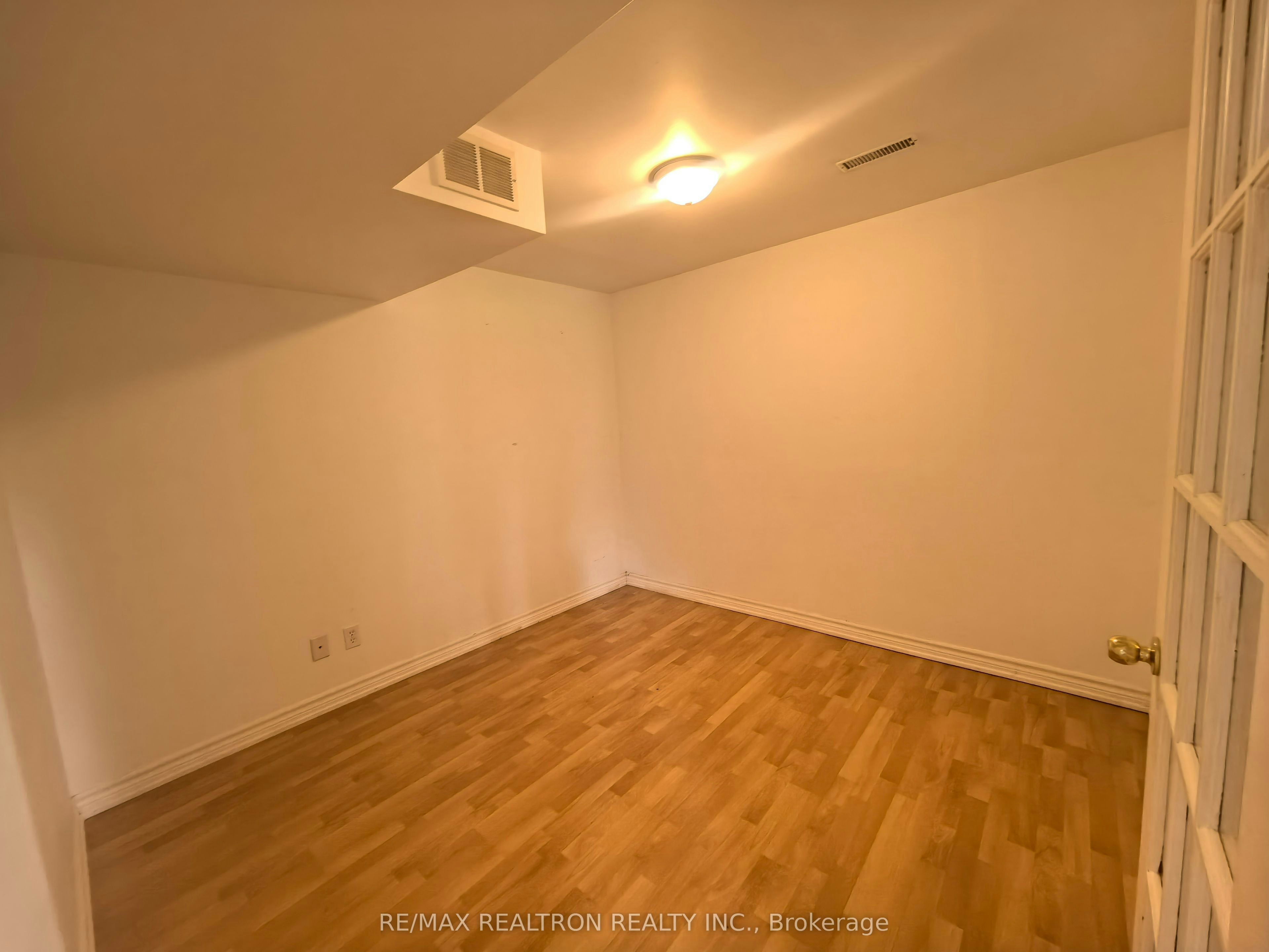 Bsmt-18 Nantucket Drive, Richmond Hill, ON, L4E 3V1 - 14
