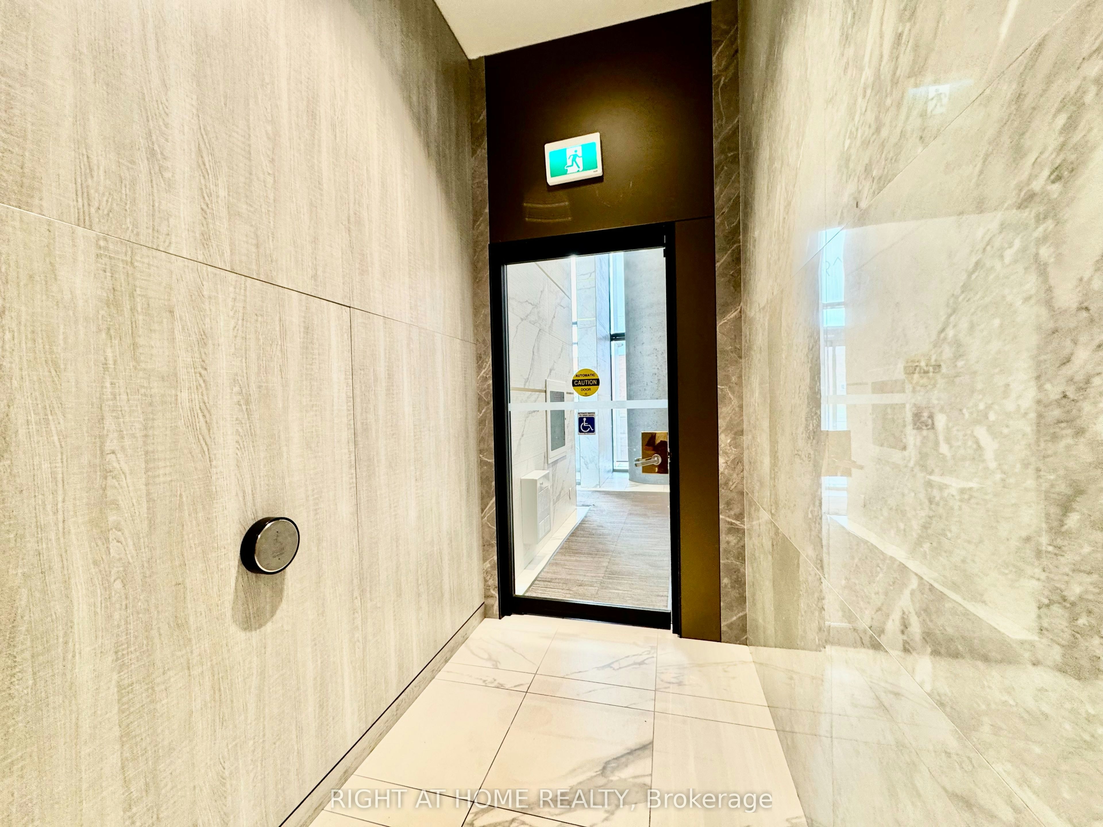 1903-898 Portage Parkway, Vaughan, ON, L4K 0J6 - 37