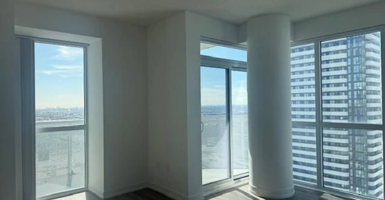 2212-8 Interchange Way, Vaughan, ON, L4K 0R2 - 4