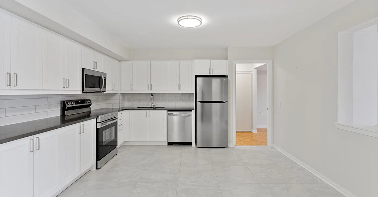 210-2506 Rutherford Road, Vaughan, ON, L4K 5N4 - 5
