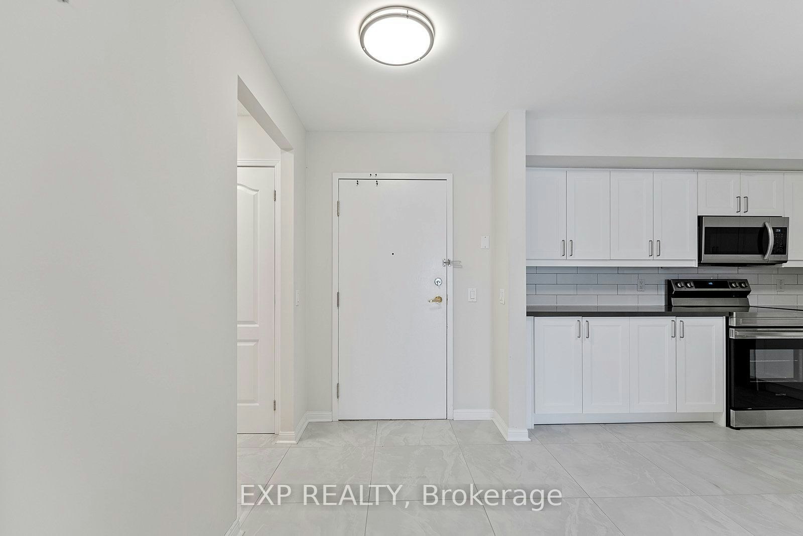 210-2506 Rutherford Road, Vaughan, ON, L4K 5N4 - 3