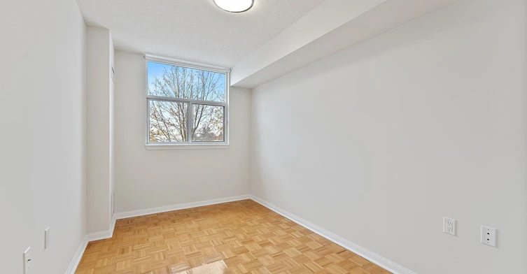 210-2506 Rutherford Road, Vaughan, ON, L4K 5N4 - 13