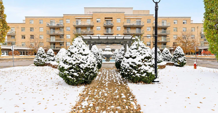 210-2506 Rutherford Road, Vaughan, ON, L4K 5N4 - 21