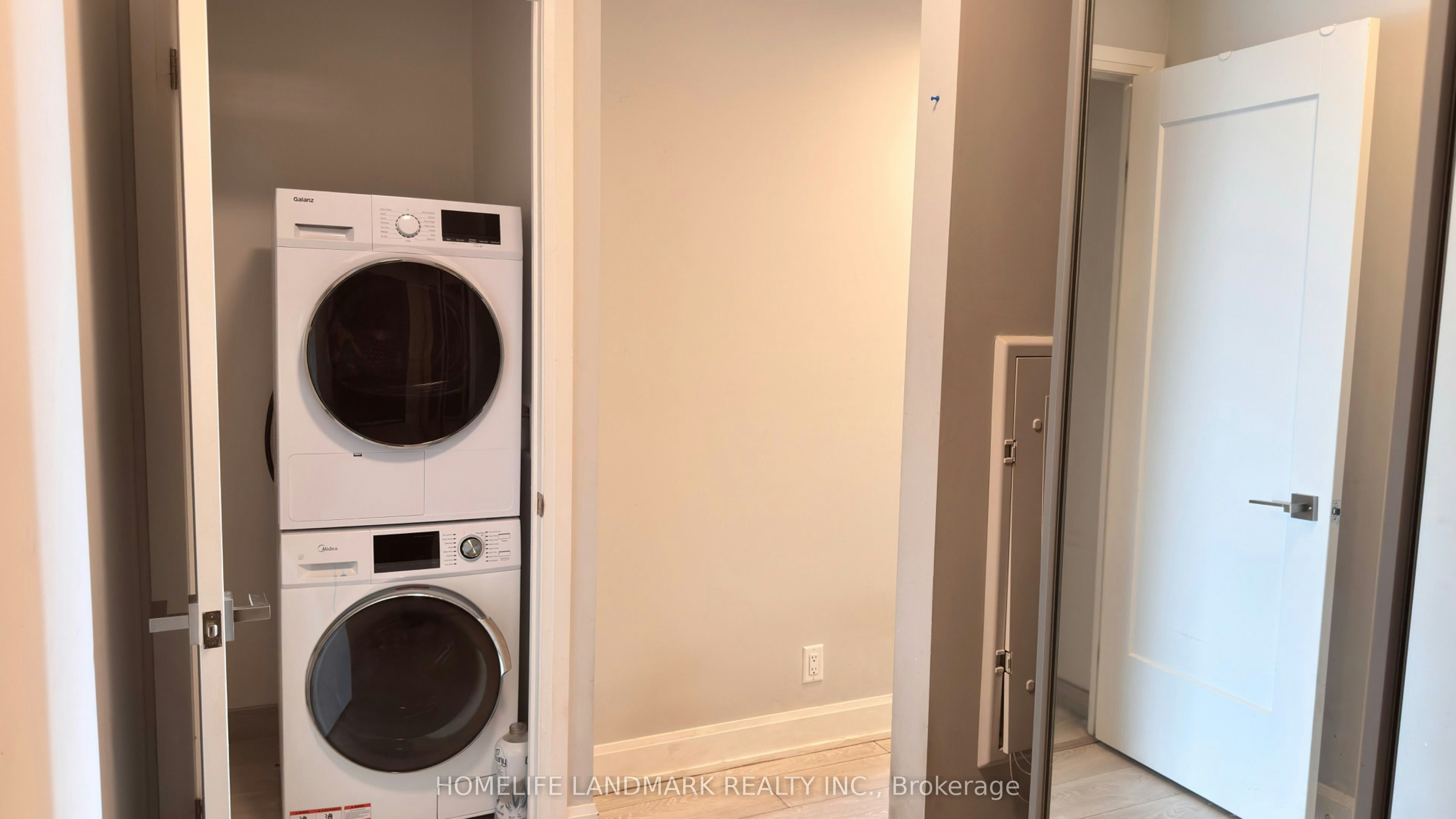 1906-38 Water Walk Drive, Markham, ON, L3R 6M8 - 4
