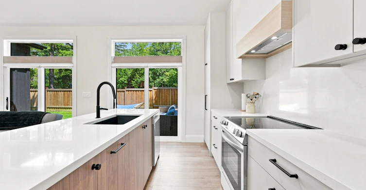 23 Mark Street, Aurora, ON, L4G 1L4 - 5