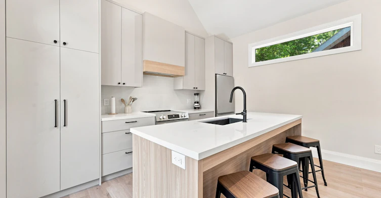 23 Mark Street, Aurora, ON, L4G 1L4 - 7