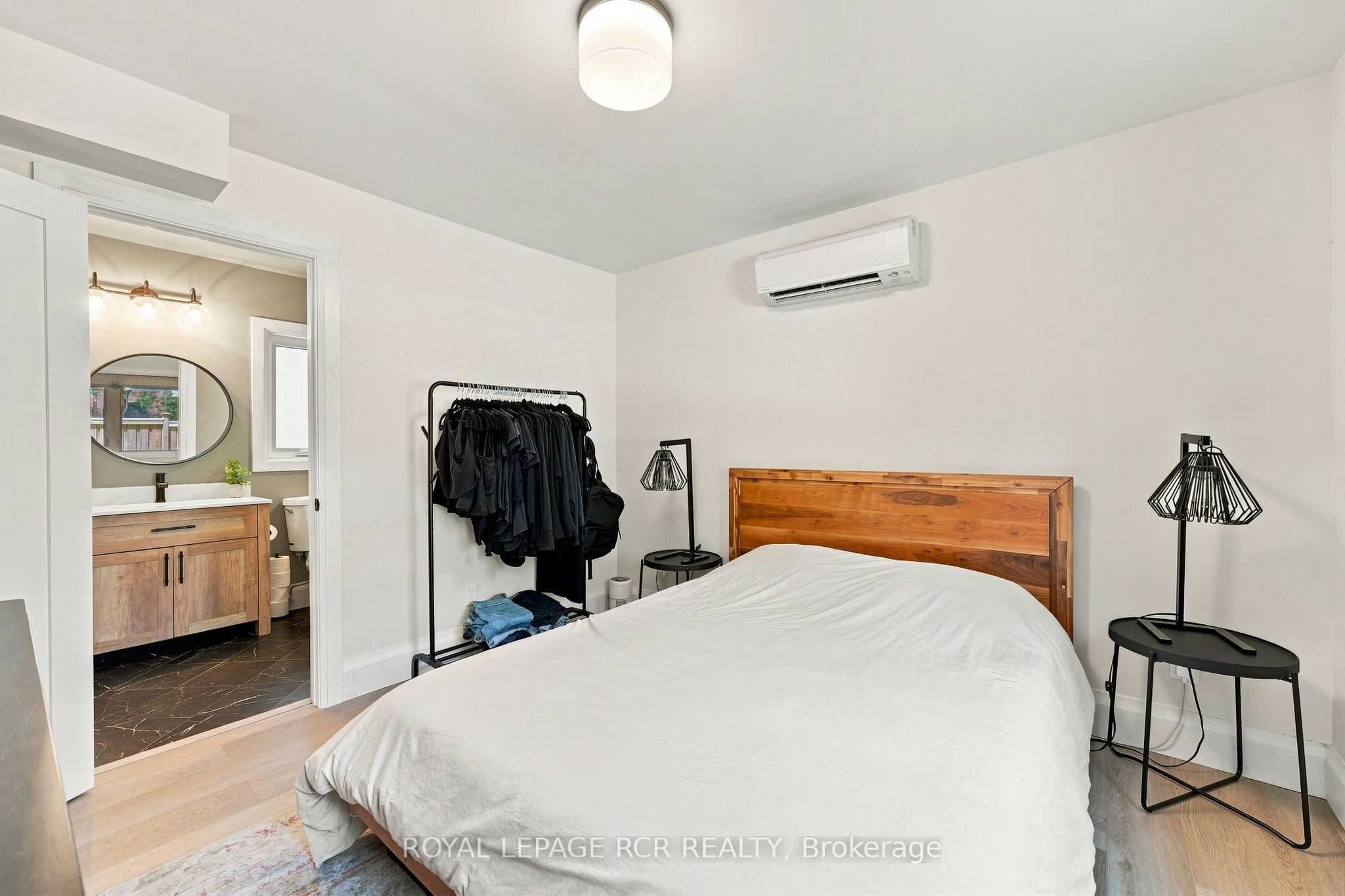 23 Mark Street, Aurora, ON, L4G 1L4 - 12