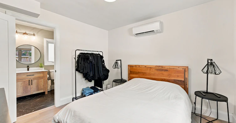 23 Mark Street, Aurora, ON, L4G 1L4 - 12