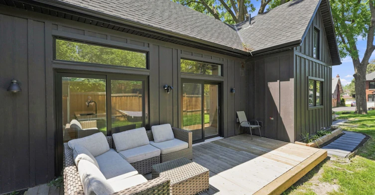 23 Mark Street, Aurora, ON, L4G 1L4 - 22