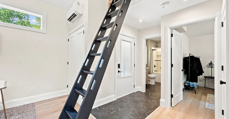 23 Mark Street, Aurora, ON, L4G 1L4 - 9