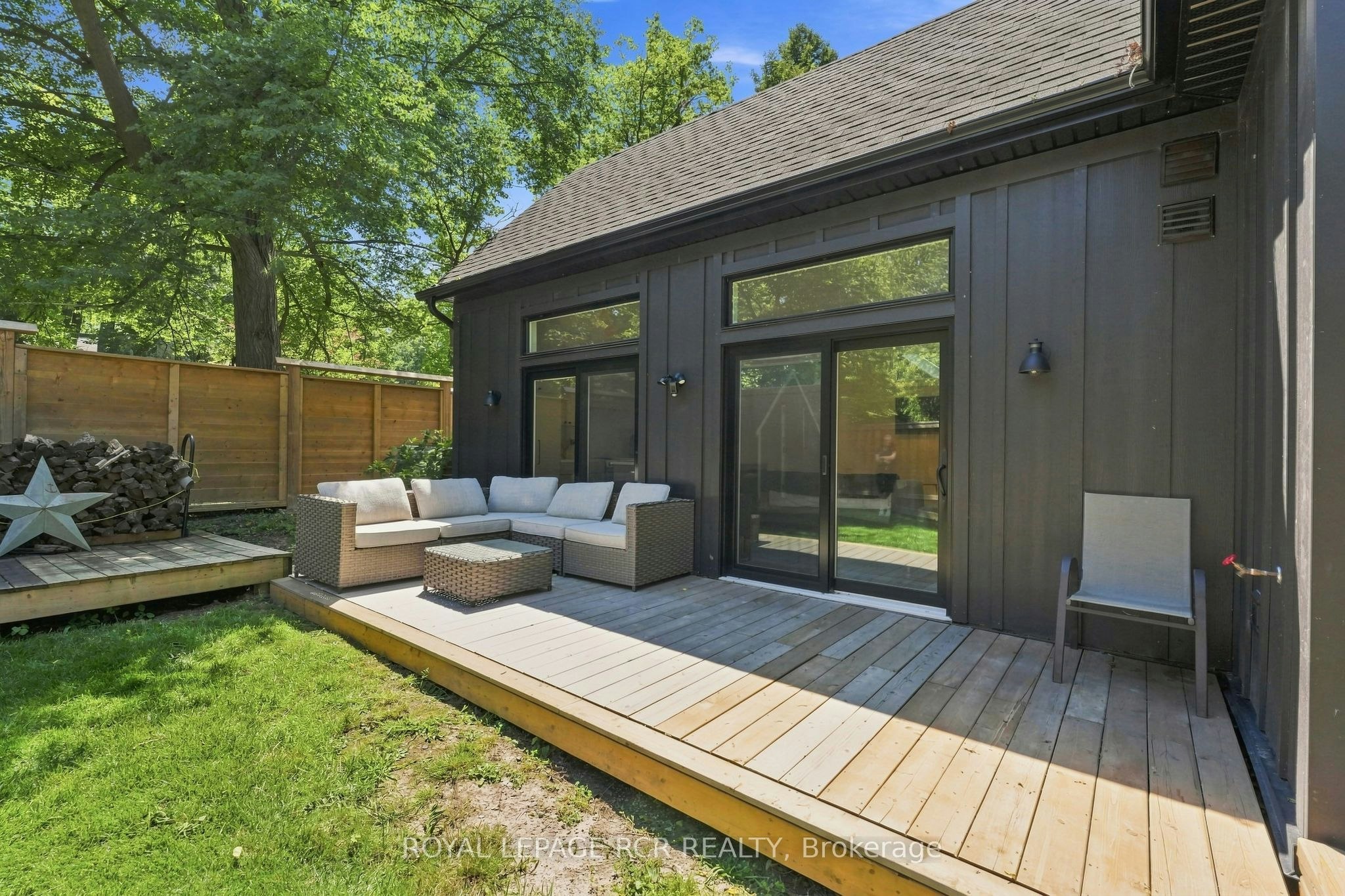 23 Mark Street, Aurora, ON, L4G 1L4 - 21