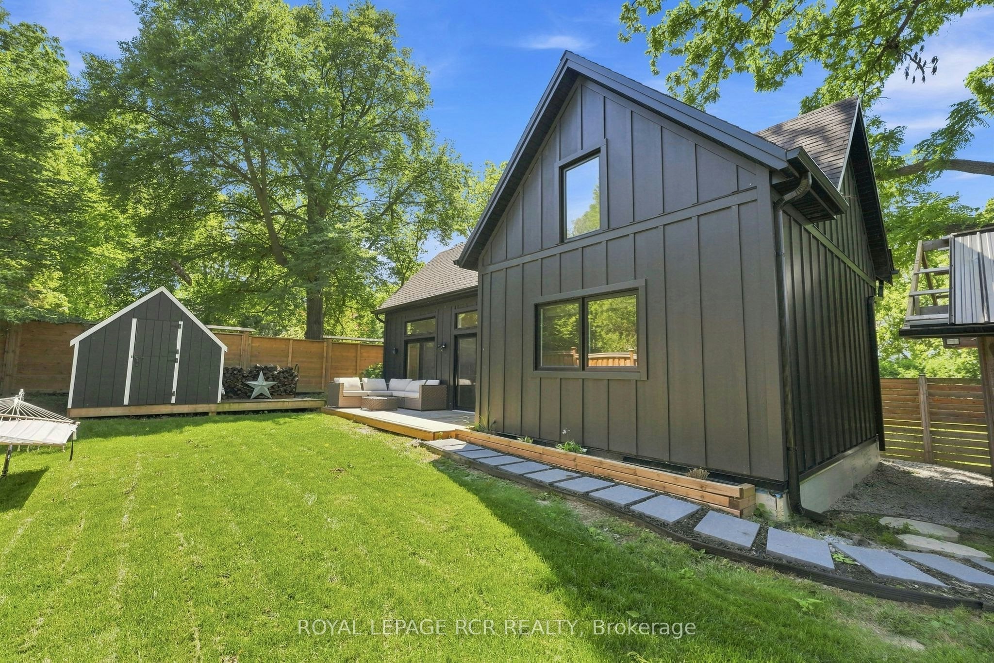 23 Mark Street, Aurora, ON, L4G 1L4 - 24