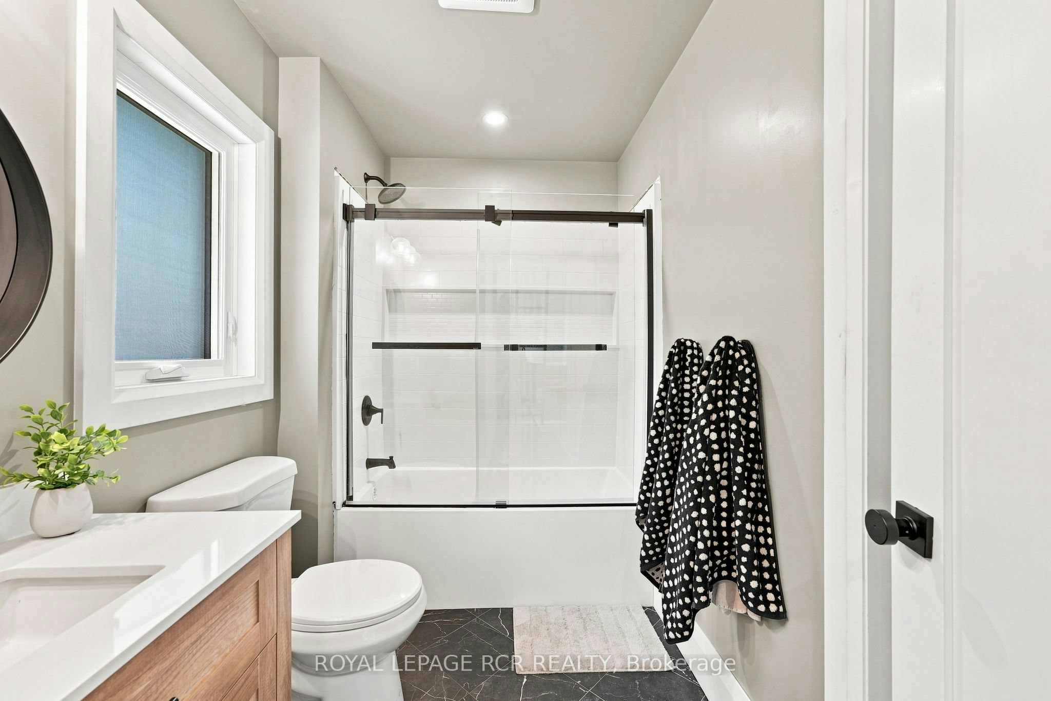 23 Mark Street, Aurora, ON, L4G 1L4 - 15