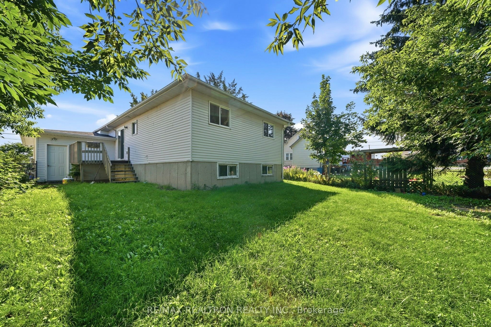 414 The Queensway Road S, Georgina, ON, L4P 2C7 - 15