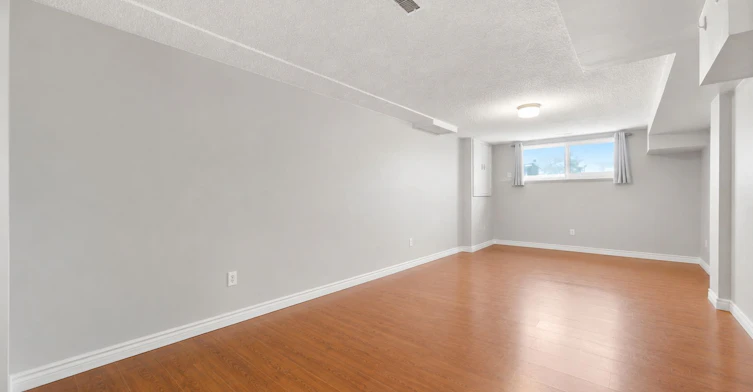 414 The Queensway Road S, Georgina, ON, L4P 2C7 - 4