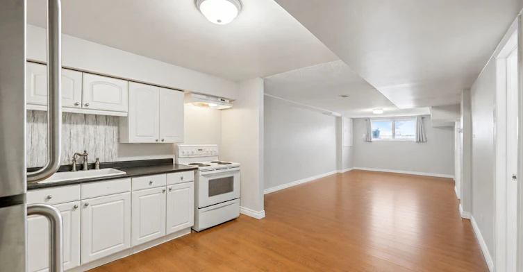 414 The Queensway Road S, Georgina, ON, L4P 2C7 - 3