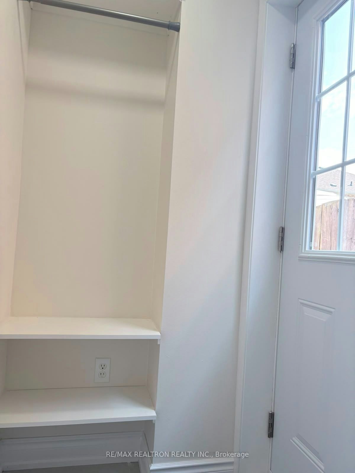 Bsmt-158 Wainscot Avenue, Newmarket, ON, L3X 2X6 - 3