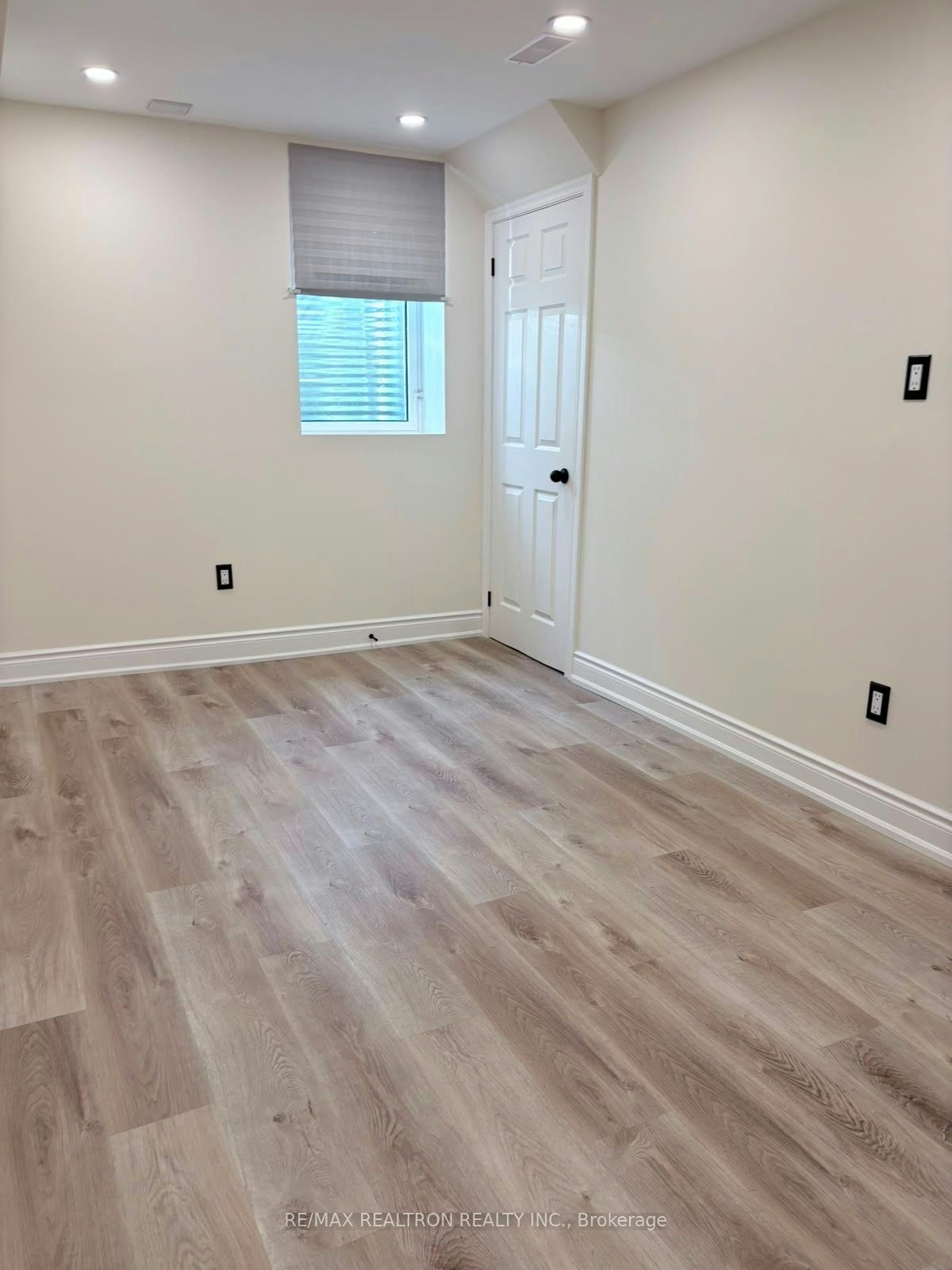 Bsmt-158 Wainscot Avenue, Newmarket, ON, L3X 2X6 - 19