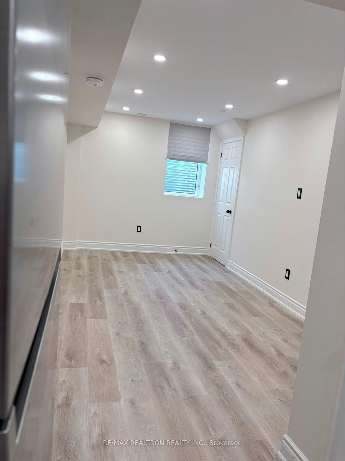 Bsmt-158 Wainscot Avenue, Newmarket, ON, L3X 2X6 - 5