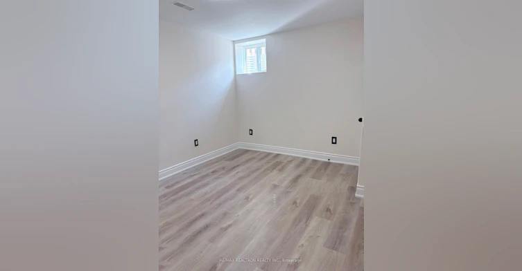 Bsmt-158 Wainscot Avenue, Newmarket, ON, L3X 2X6 - 17