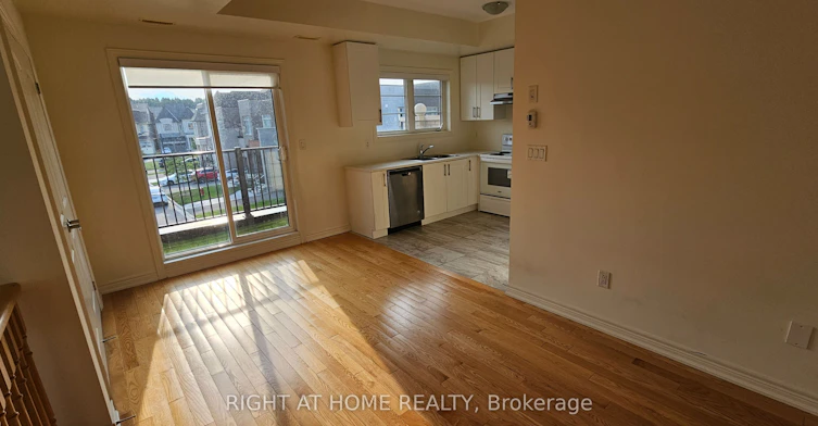 Upper-9430 Bayview Avenue, Richmond Hill, ON, L4C 5G9 - 4
