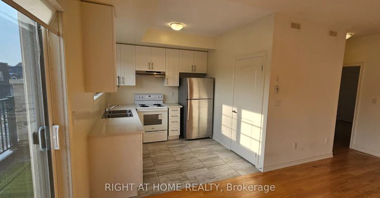 Upper-9430 Bayview Avenue, Richmond Hill, ON, L4C 5G9 - 6
