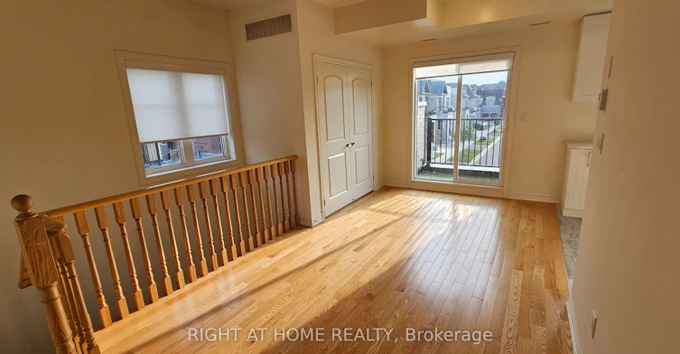 Upper-9430 Bayview Avenue, Richmond Hill, ON, L4C 5G9 - 3