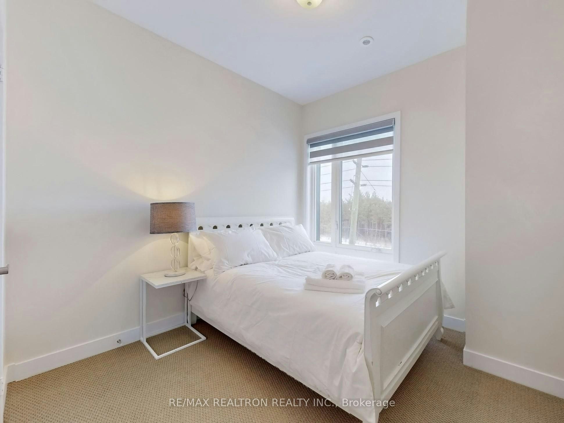 Rm 4-45 Credit Lane, Richmond Hill, ON, L4E 1G9 - 18