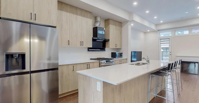 Rm 3-45 Credit Lane, Richmond Hill, ON, L4E 1G9 - 10