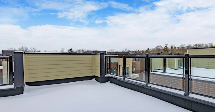 Rm 3-45 Credit Lane, Richmond Hill, ON, L4E 1G9 - 18