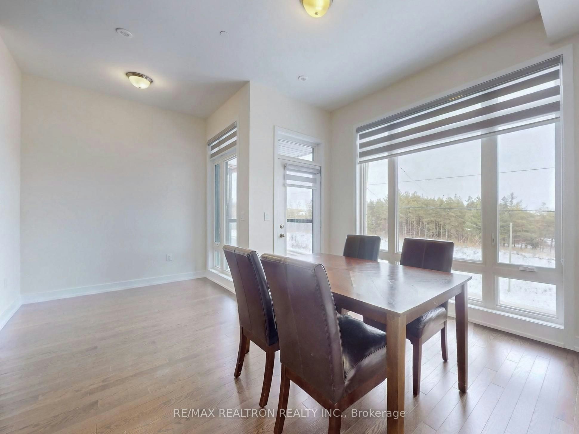 Rm 3-45 Credit Lane, Richmond Hill, ON, L4E 1G9 - 5
