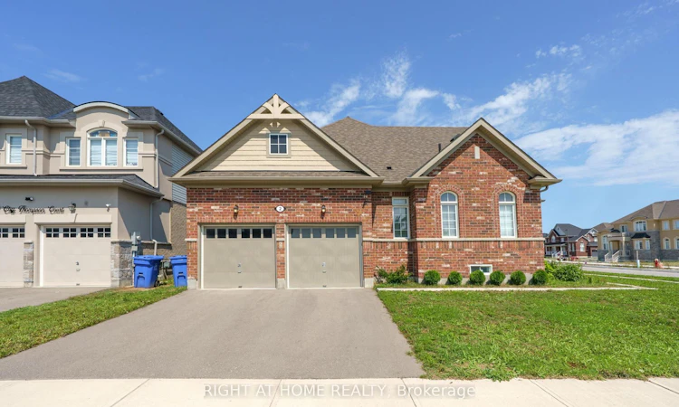 2 Cliff Thompson Court