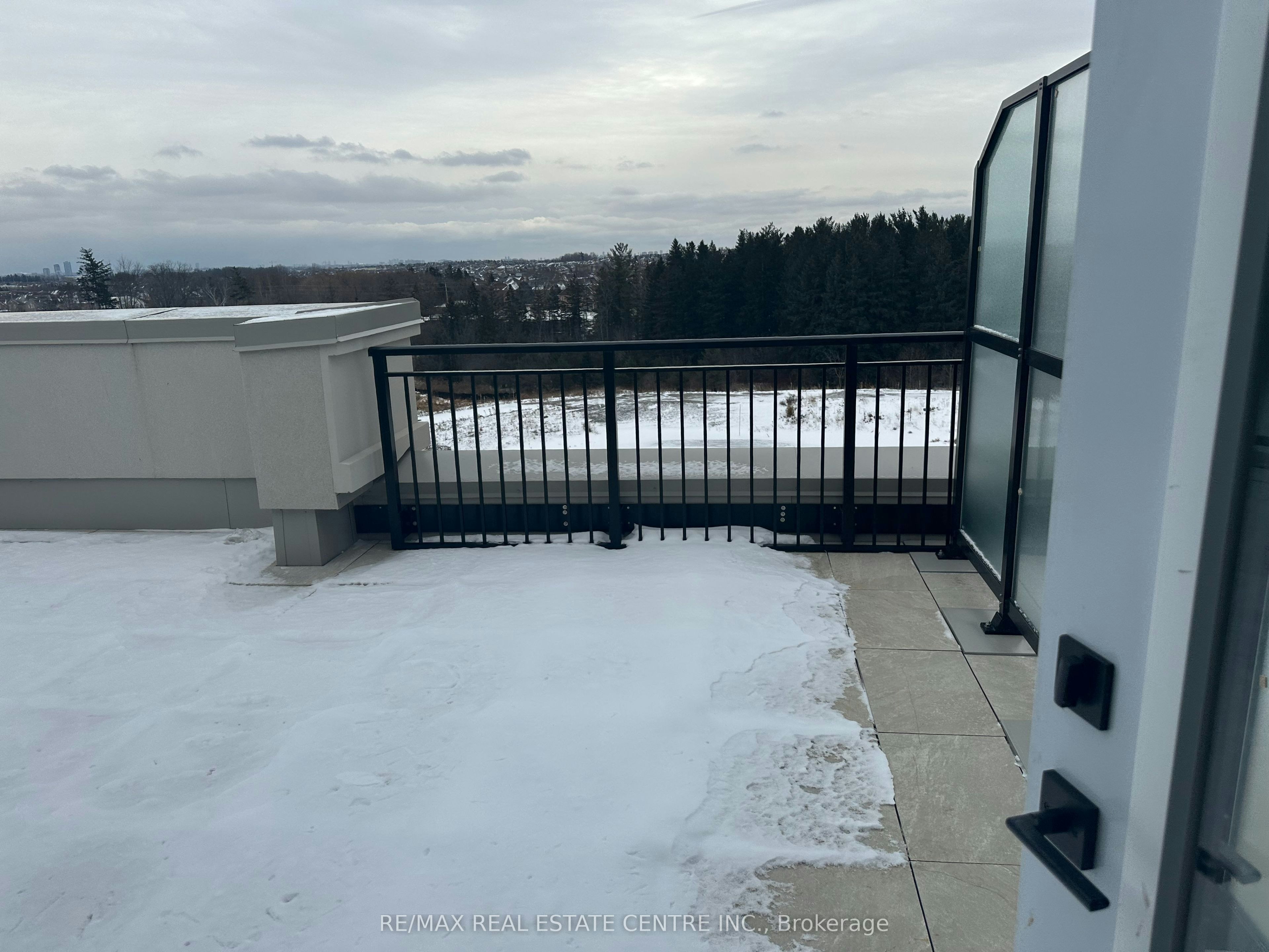 307-9 Walder Lane, Richmond Hill, ON, L4S 0P7 - 11