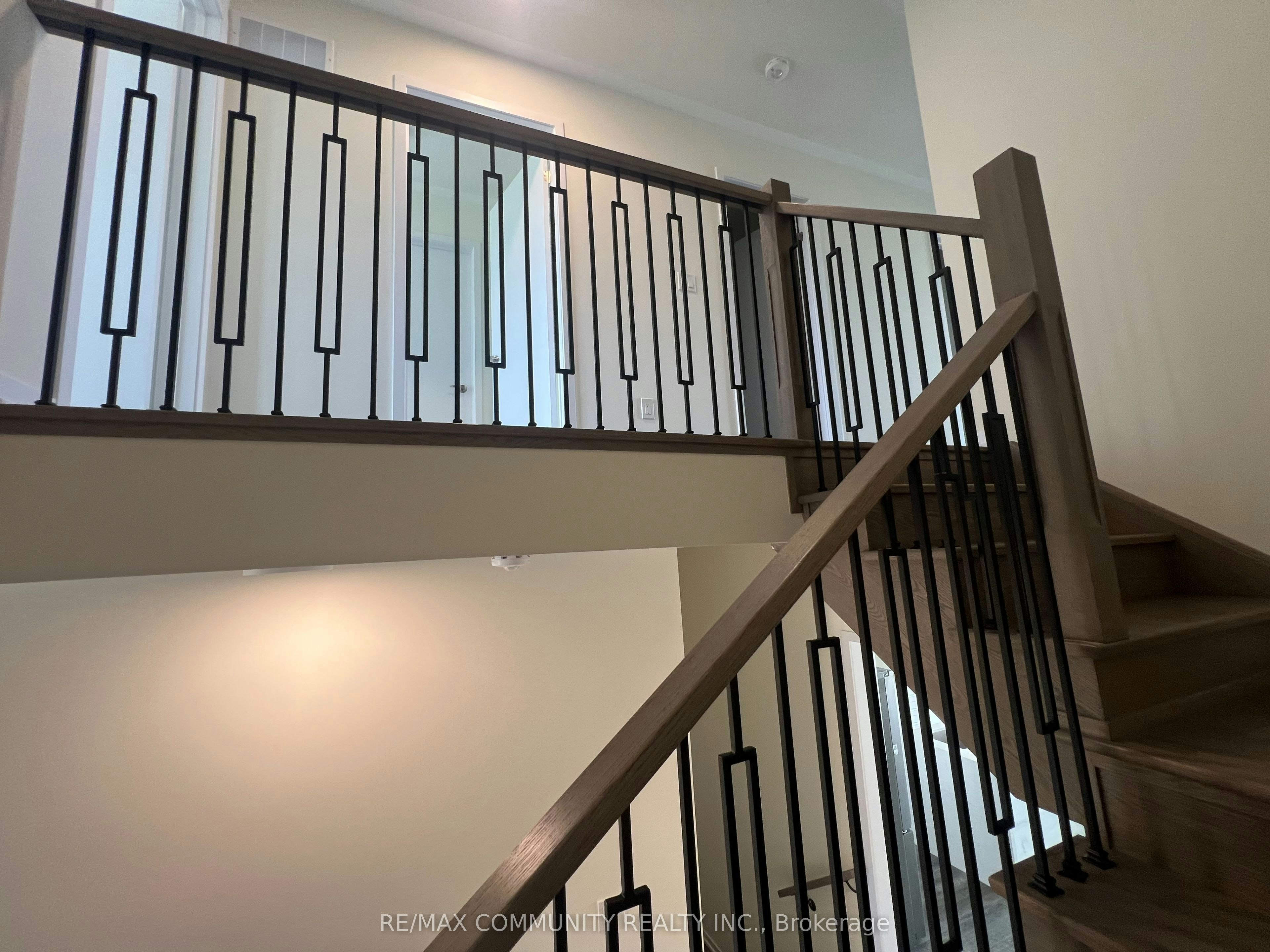 9 Thomas Smith Street, Georgina, ON, L4P 0T7 - 17