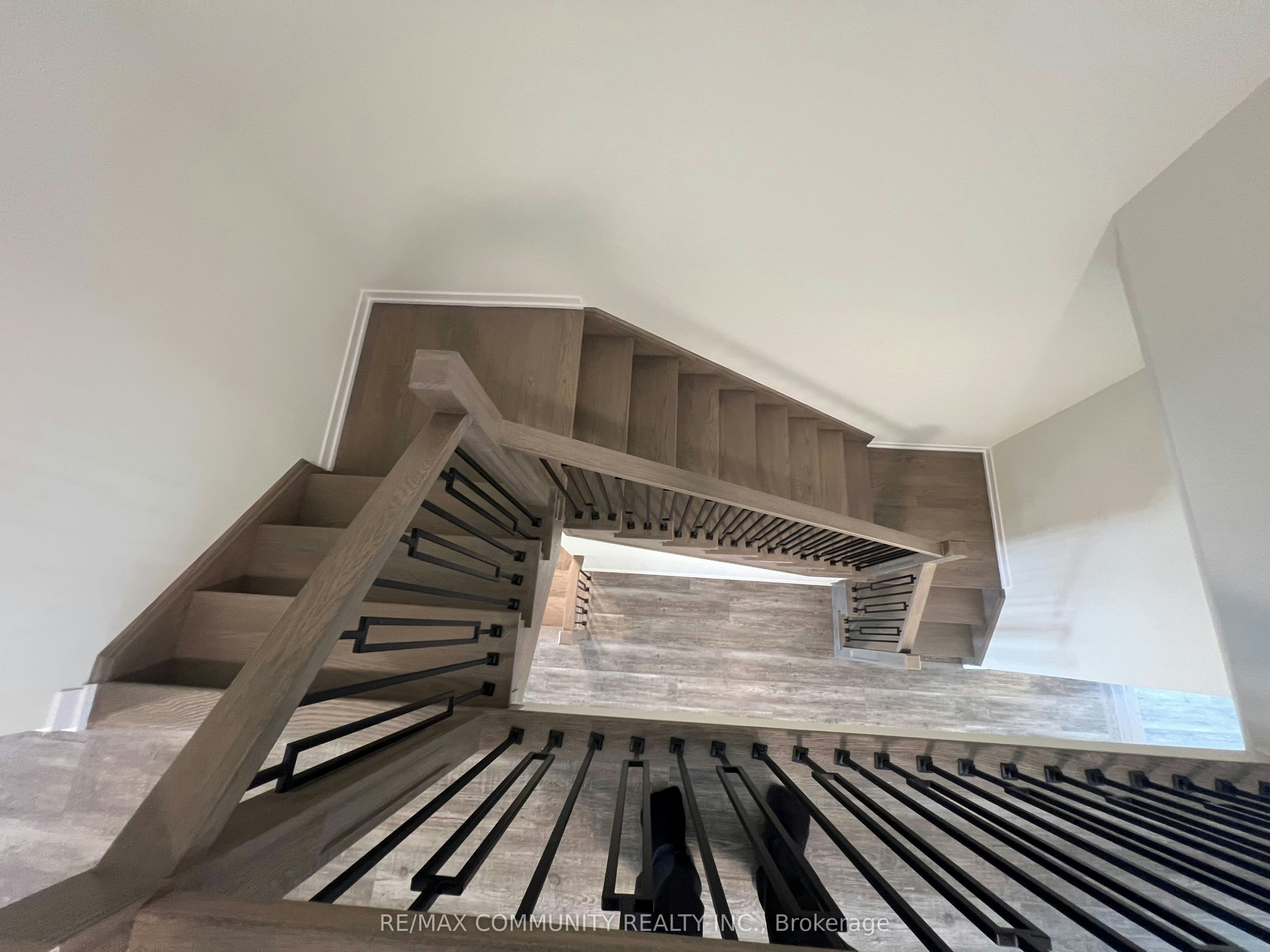 9 Thomas Smith Street, Georgina, ON, L4P 0T7 - 18