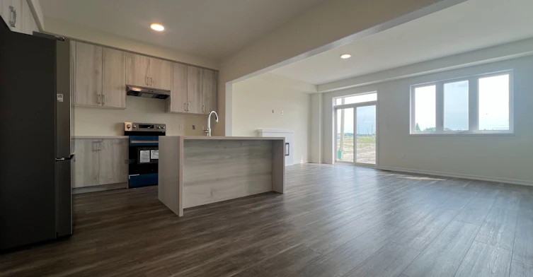 9 Thomas Smith Street, Georgina, ON, L4P 0T7 - 8