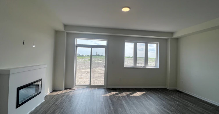 9 Thomas Smith Street, Georgina, ON, L4P 0T7 - 4
