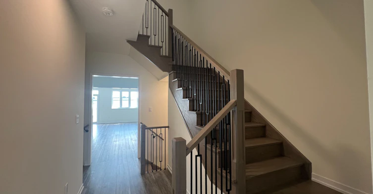 9 Thomas Smith Street, Georgina, ON, L4P 0T7 - 15