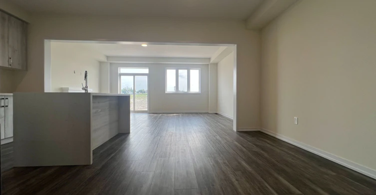9 Thomas Smith Street, Georgina, ON, L4P 0T7 - 3