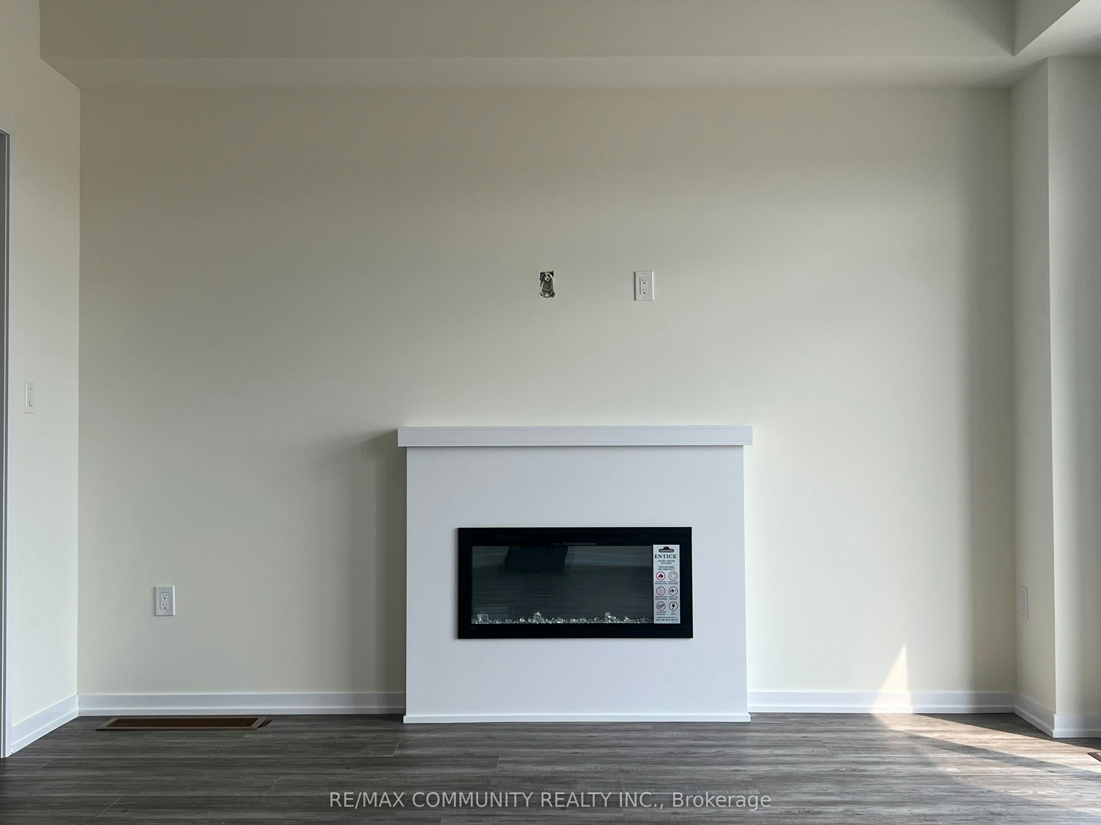 9 Thomas Smith Street, Georgina, ON, L4P 0T7 - 5