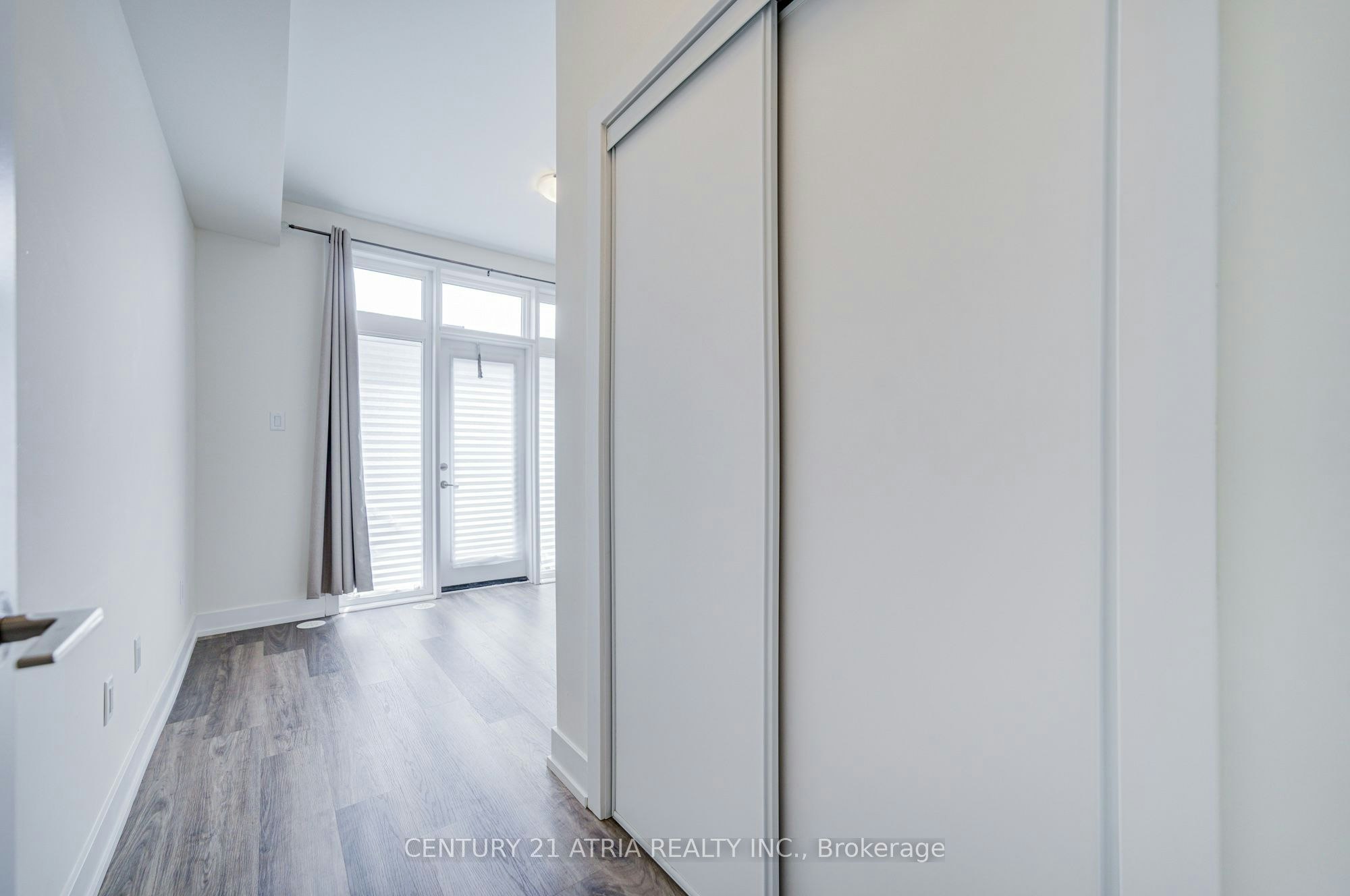 1-1 Bond Crescent, Richmond Hill, ON, L4E 1J4 - 34