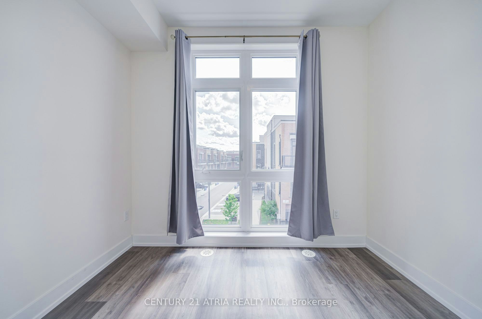 1-1 Bond Crescent, Richmond Hill, ON, L4E 1J4 - 30