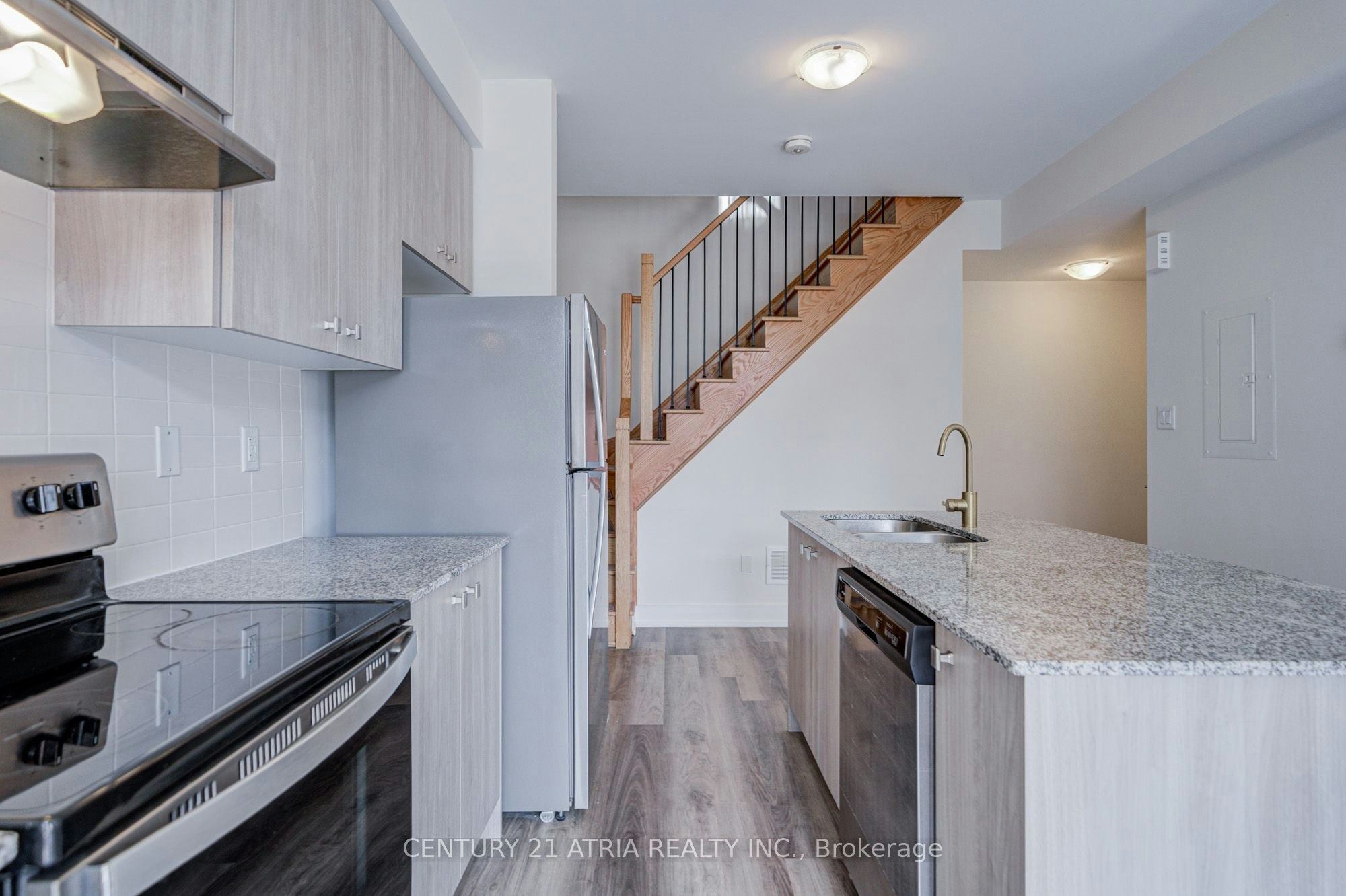 1-1 Bond Crescent, Richmond Hill, ON, L4E 1J4 - 13
