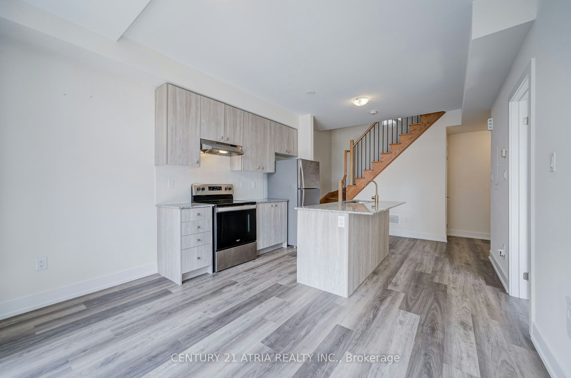 1-1 Bond Crescent, Richmond Hill, ON, L4E 1J4 - 17