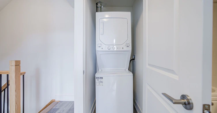 1-1 Bond Crescent, Richmond Hill, ON, L4E 1J4 - 28