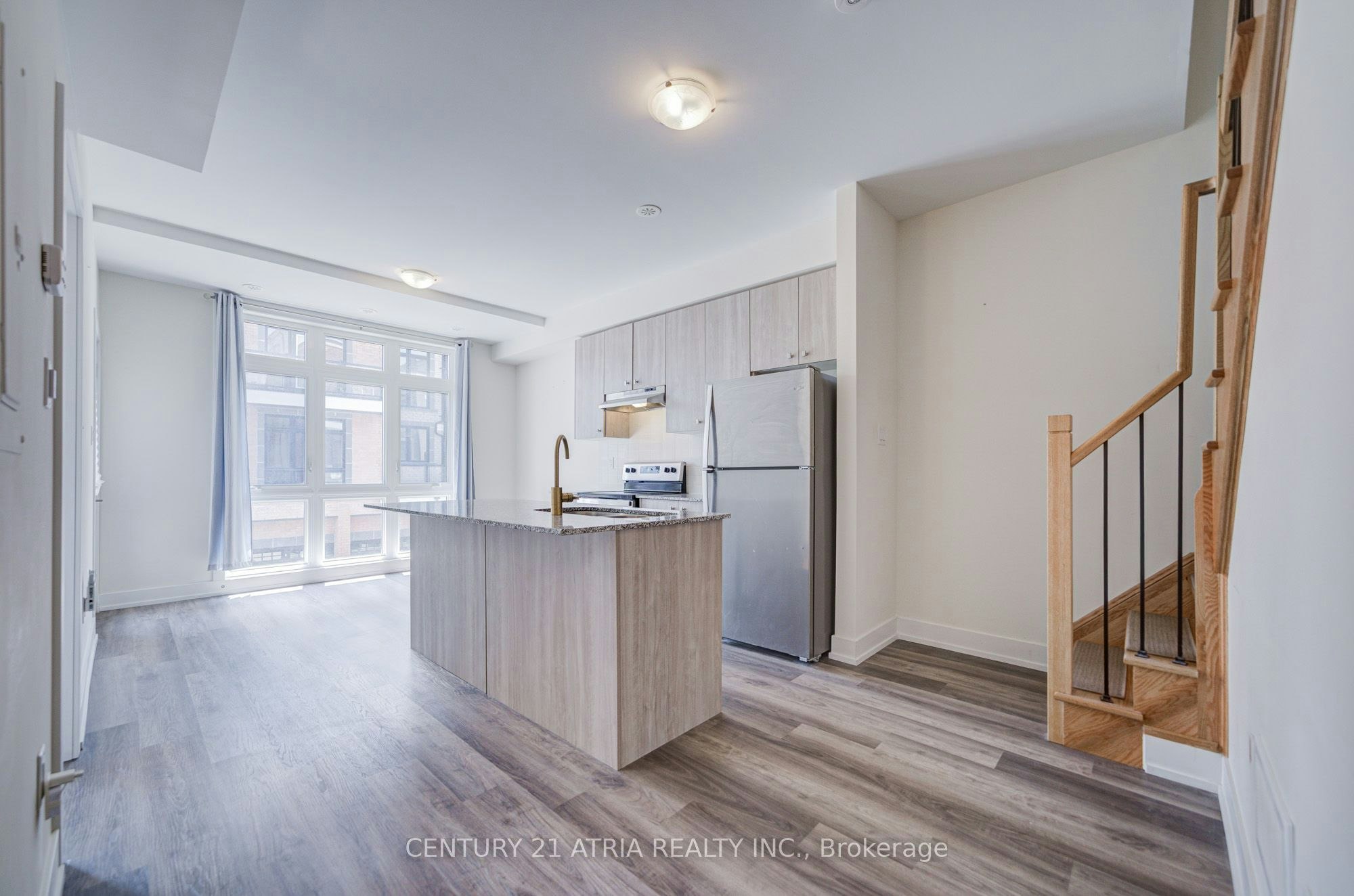 1-1 Bond Crescent, Richmond Hill, ON, L4E 1J4 - 7
