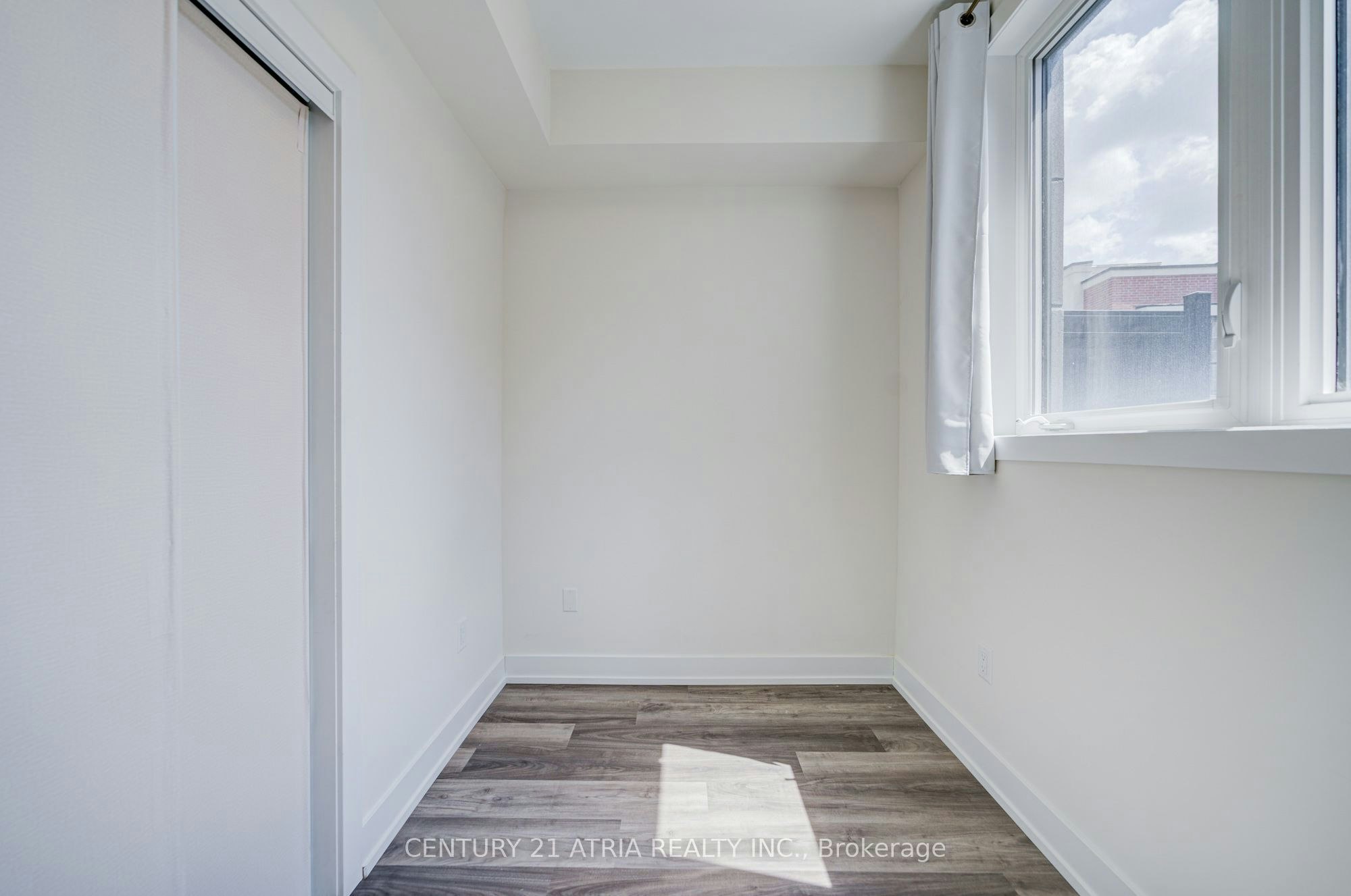 1-1 Bond Crescent, Richmond Hill, ON, L4E 1J4 - 19